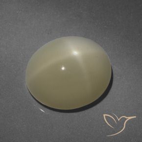 6.51克拉天然星月石，椭圆形，半透明