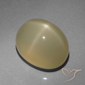 6.64克拉天然星月石，椭圆形，半透明