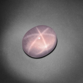 9.13克拉天然粉色星光粉晶，椭圆形切割，13.2×11毫米，透明