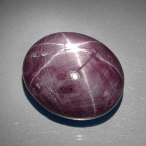 89.27克拉天然红色星光红宝石，椭圆形切割，26.1×21.7毫米，不透明