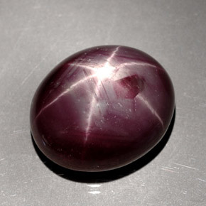 24.48克拉天然红色星光红宝石，椭圆形切割，18×15.1毫米，不透明