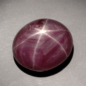 28.16克拉天然红色星光红宝石，椭圆形切割，17.8×15.9毫米，不透明