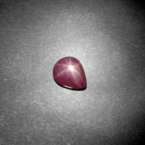 1.78克拉天然红色星光红宝石，梨形，7.9×6.4毫米，不透明