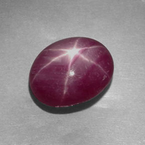 4.84克拉天然红色星光红宝石，椭圆形切割，10.5×8.6毫米，不透明