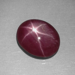 4.24克拉天然红色星光红宝石，椭圆形切割，11×8.9毫米，不透明