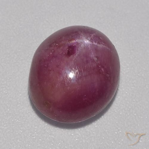 5.68克拉天然星光红宝石，椭圆形，不透明