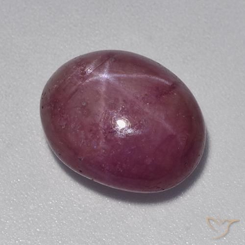 8.90克拉天然星光红宝石，椭圆形，不透明