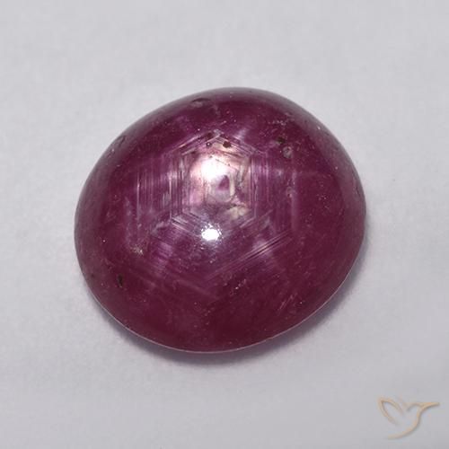 4.76克拉天然星光红宝石，椭圆形，半透明