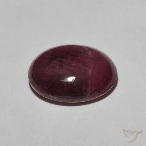 3.85克拉天然星光红宝石，椭圆形，不透明