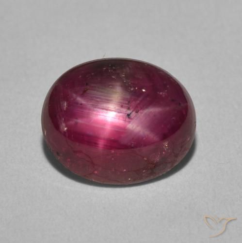4.54ct 天然 中红 星光红宝石, 椭圆形, 不透明