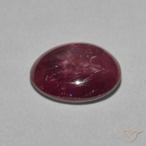 3.97克拉天然星光红宝石，椭圆形，不透明