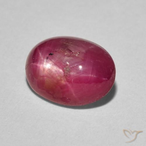 3.60克拉天然星光红宝石，椭圆形，不透明