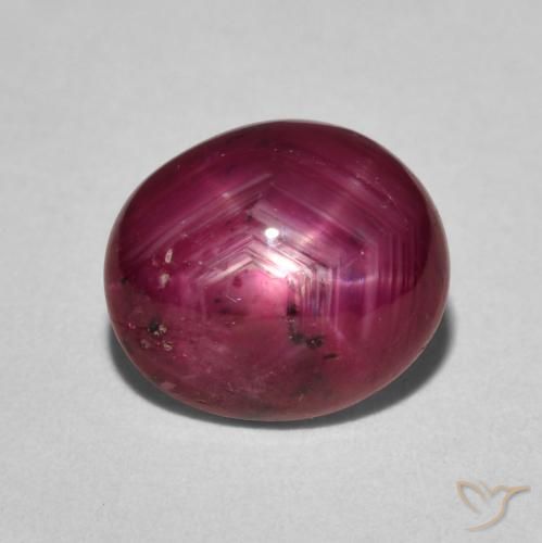 4.40ct 天然 深红色 星光红宝石, 椭圆形, 不透明