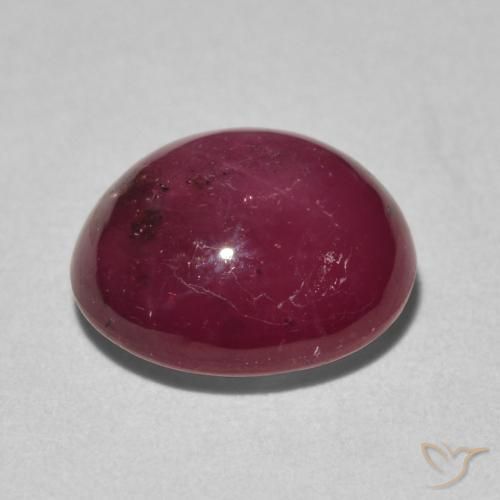 4.85克拉天然星光红宝石，椭圆形，不透明