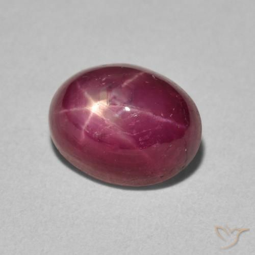 3.42克拉天然红色星光红宝石，椭圆形切割，8.8×6.9毫米，不透明