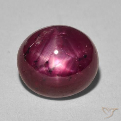 4.58ct 天然 中红 星光红宝石, 椭圆形, 不透明