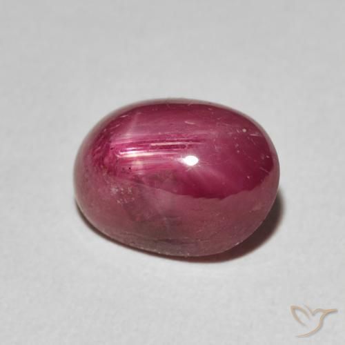 3.68克拉天然星光红宝石，椭圆形，不透明