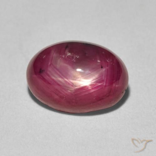 3.77ct 天然 深红色 星光红宝石, 椭圆形, 不透明