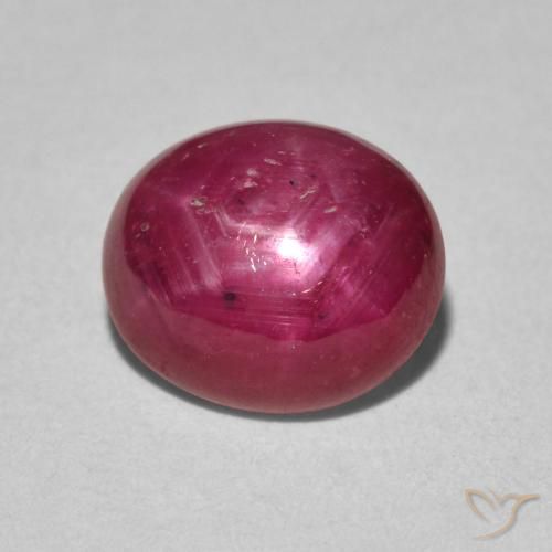 3.59ct 天然 深红色 星光红宝石, 椭圆形, 不透明