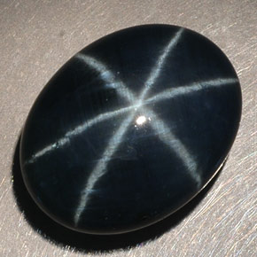 14.60克拉天然星光蓝宝石，椭圆形切割，16.5×12.8毫米，不透明