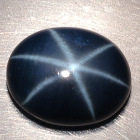 3.80克拉天然星光蓝宝石，椭圆形切割，10.2×8.2毫米，不透明