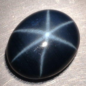3.80克拉天然星光蓝宝石，椭圆形切割，10.2×8.2毫米，不透明