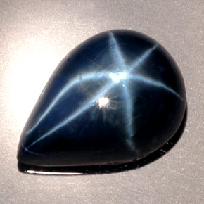 9.60克拉天然星光蓝宝石，梨形，15.5×11毫米，不透明