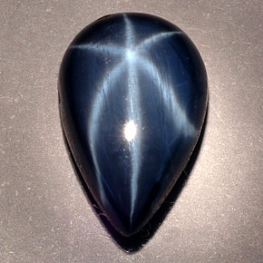 9.76克拉天然星光蓝宝石，梨形，16.2×10.5毫米，不透明