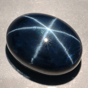 16.77克拉天然星光蓝宝石，椭圆形切割，15×11毫米，不透明