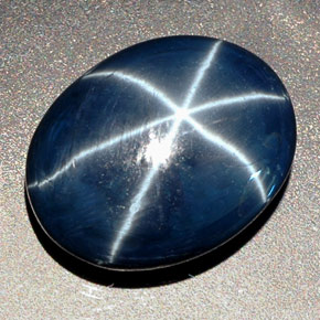 27.48克拉天然星光蓝宝石，椭圆形切割，19.4×15.4毫米，不透明