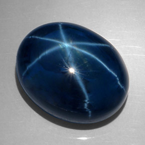 62.28克拉天然星光蓝宝石，椭圆形切割，22.8×18.2毫米，不透明