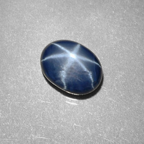 2.12克拉天然星光蓝宝石，椭圆形切割，8.2×6.1毫米，不透明