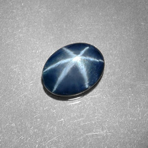 1.30克拉天然星光蓝宝石，椭圆形切割，8×6毫米，不透明