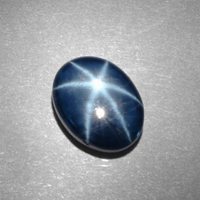5.64克拉天然星光蓝宝石，椭圆形切割，11.8×9毫米，不透明