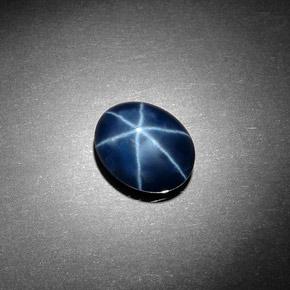 4.06克拉天然星光蓝宝石，椭圆形切割，9.9×7.8毫米，不透明