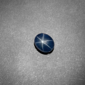 0.75克拉天然星光蓝宝石，透明，5.3×4.3毫米，透明/半透明