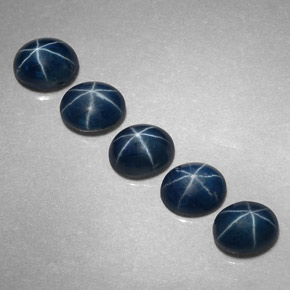 天然星光蓝宝石，椭圆形切割，5.3×4.3毫米，不透明