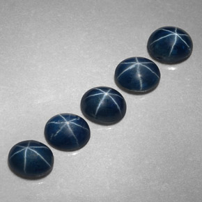 天然星光蓝宝石，椭圆形切割，5.3×4.3毫米，不透明