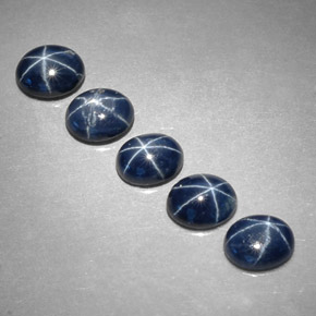 天然星光蓝宝石，椭圆形切割，5.2×4.1毫米，不透明