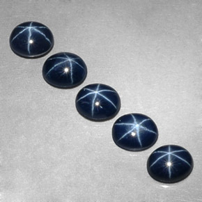 天然星光蓝宝石，椭圆形切割，5.2×4.2毫米，不透明