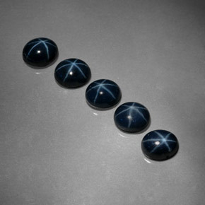 克拉天然星光蓝宝石，椭圆形切割，不透明