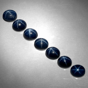 克拉天然星光蓝宝石，椭圆形切割，不透明