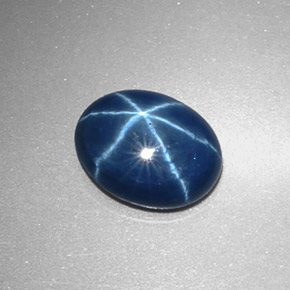 2.34克拉天然星光蓝宝石，椭圆形切割，9.3×7.2毫米，不透明