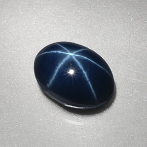 3.17克拉天然星光蓝宝石，椭圆形切割，8.5×6.1毫米，不透明