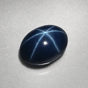 3.17克拉天然星光蓝宝石，椭圆形切割，8.5×6.1毫米，不透明