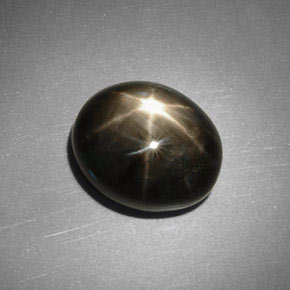 5.75克拉天然黑色星光蓝宝石，椭圆形切割，11.1×9.5毫米，不透明