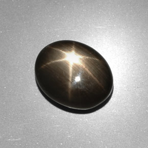 6.17克拉天然黑色星光蓝宝石，椭圆形切割，11.9×9.5毫米，不透明