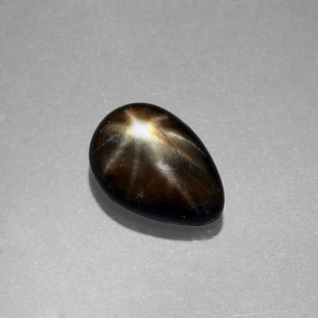 2.34克拉天然黑色星光蓝宝石，梨形，9.4×6.5毫米，不透明
