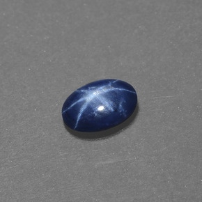 0.50克拉天然星光蓝宝石，椭圆形切割，5.7×4毫米，不透明