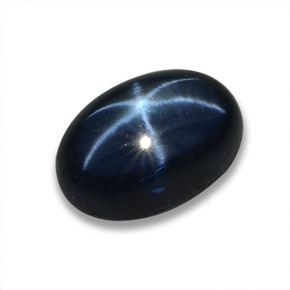1.05克拉天然星光蓝宝石，椭圆形切割，6.6×4.6毫米，半透明